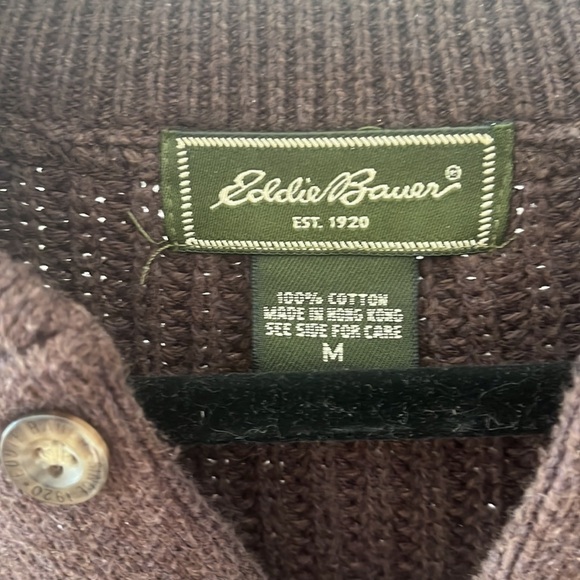 Men’s medium Eddie Bauer sweater. Fits oversized small women’s. Very warm - Picture 3 of 3